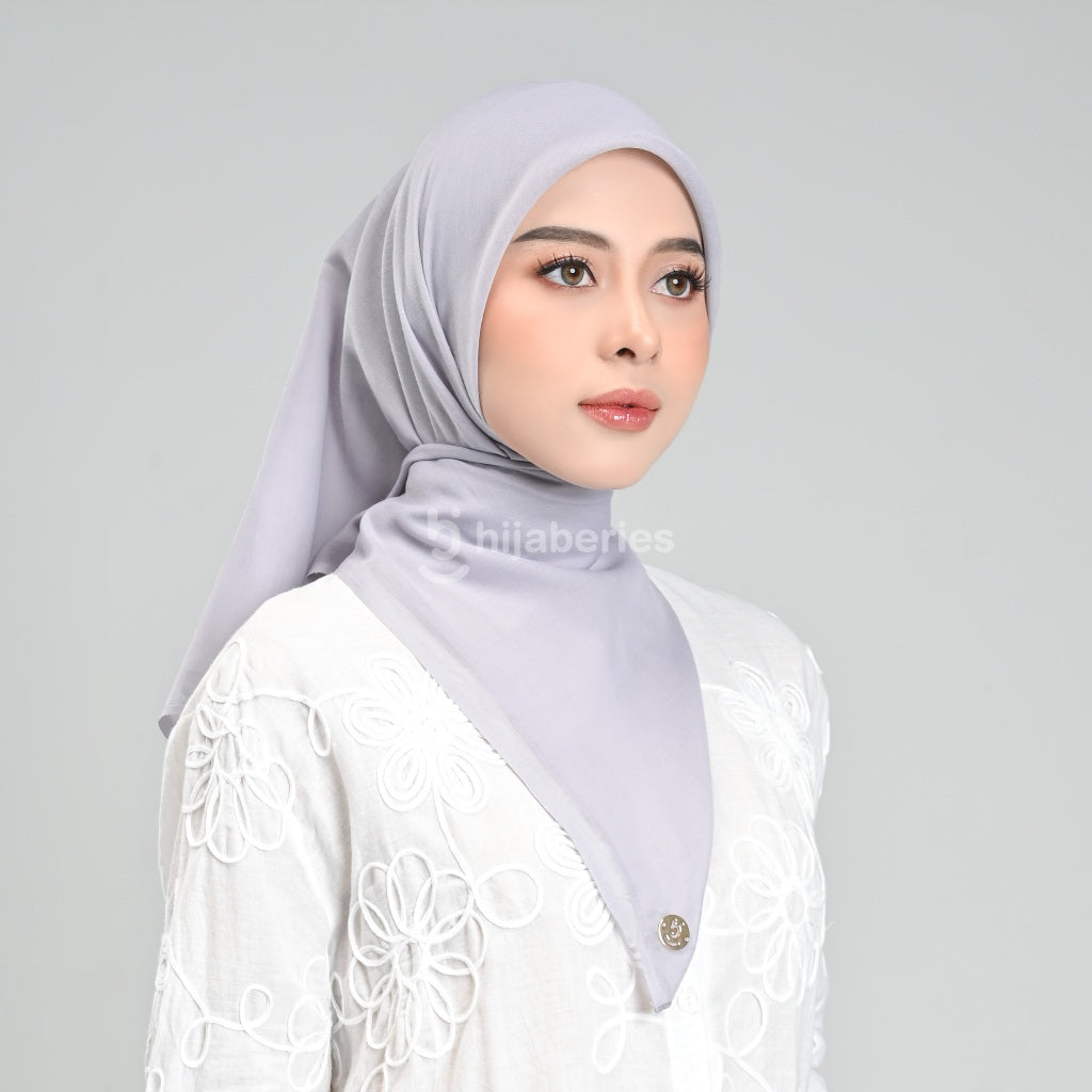 Hijaberies - Paris Legend (Hijab Segi Empat 110x110 cm)