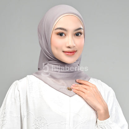 Hijaberies - Paris Basic Japan (Hijab Segiempat Paris Neci)