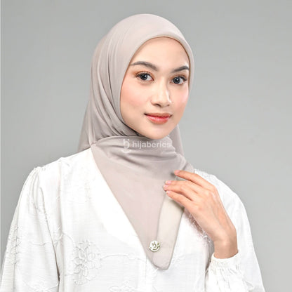 Hijaberies - Paris Basic Japan (Hijab Segiempat Paris Neci)