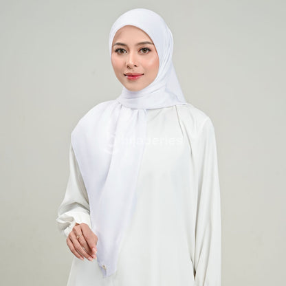 Hijaberies - Paris Sienna Seamles (Hijab Segiempat bahan Paris Japan dengan Finishing Seamless)