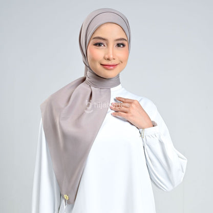 Hijaberies - Emily Paris Plain LC (Hijab Segiempat Paris Voile)