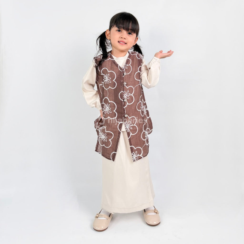 Hijaberies - Papersilk Embroidery Vest Kids (Vest Bordir Manis untuk Anak Perempuan | Cocok Untuk Acara Formal/Kondangan/Raya)