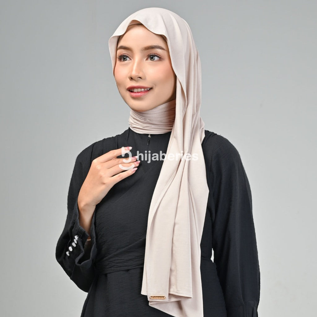Hijaberies Kesa Pashmina Kaos (Pashmina bahan Rayon Spandex dan Tencel Modal)