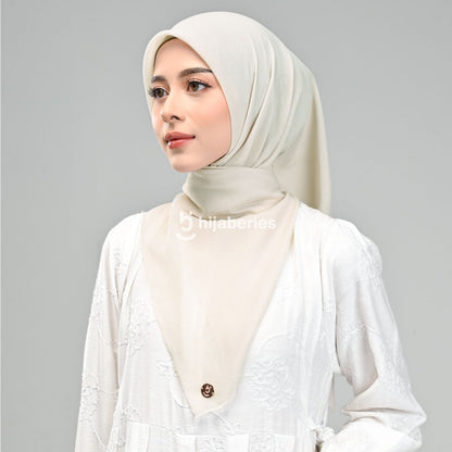 Hijaberies - Paris Legend (Hijab Segi Empat 110x110 cm)