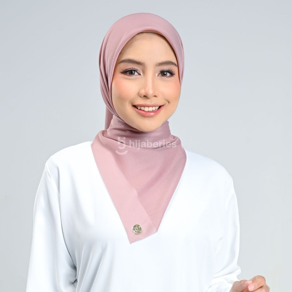 Hijaberies - Emily Paris Plain LC (Hijab Segiempat Paris Voile)