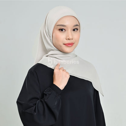 Hijaberies - Pollycotton Premium Nura Square (Kerudung Potton Jahit Tepi dan Neci)