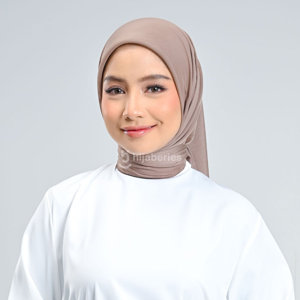 Hijaberies - Emily Paris Plain LC (Hijab Segiempat Paris Voile)