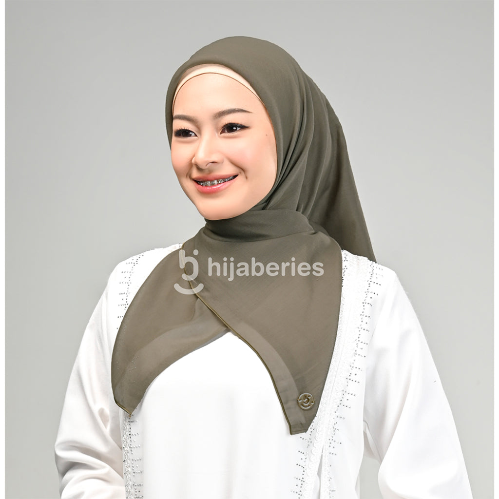 Hijaberies - Paris Legend (Hijab Segi Empat 110x110 cm)