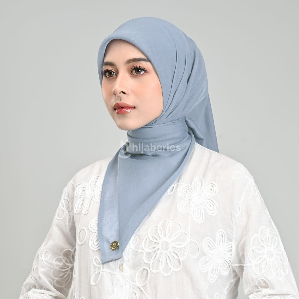 Hijaberies - Paris Legend (Hijab Segi Empat 110x110 cm)