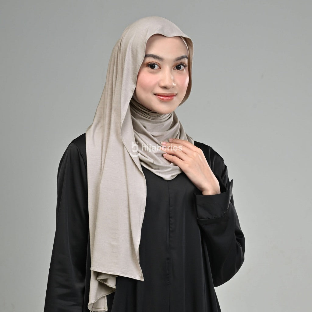 Hijaberies Kesa Pashmina Kaos (Pashmina bahan Rayon Spandex dan Tencel Modal)