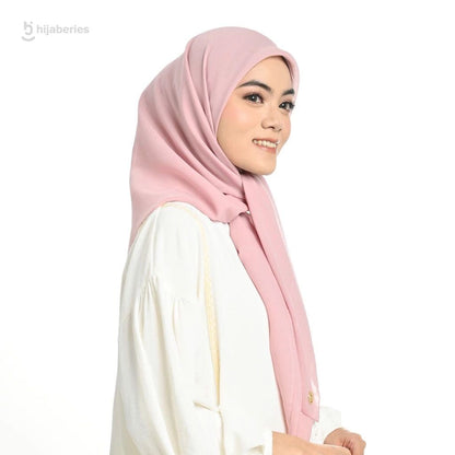 Nura Square Pollycotton Logo Metal Hijaberies (BLUSH)