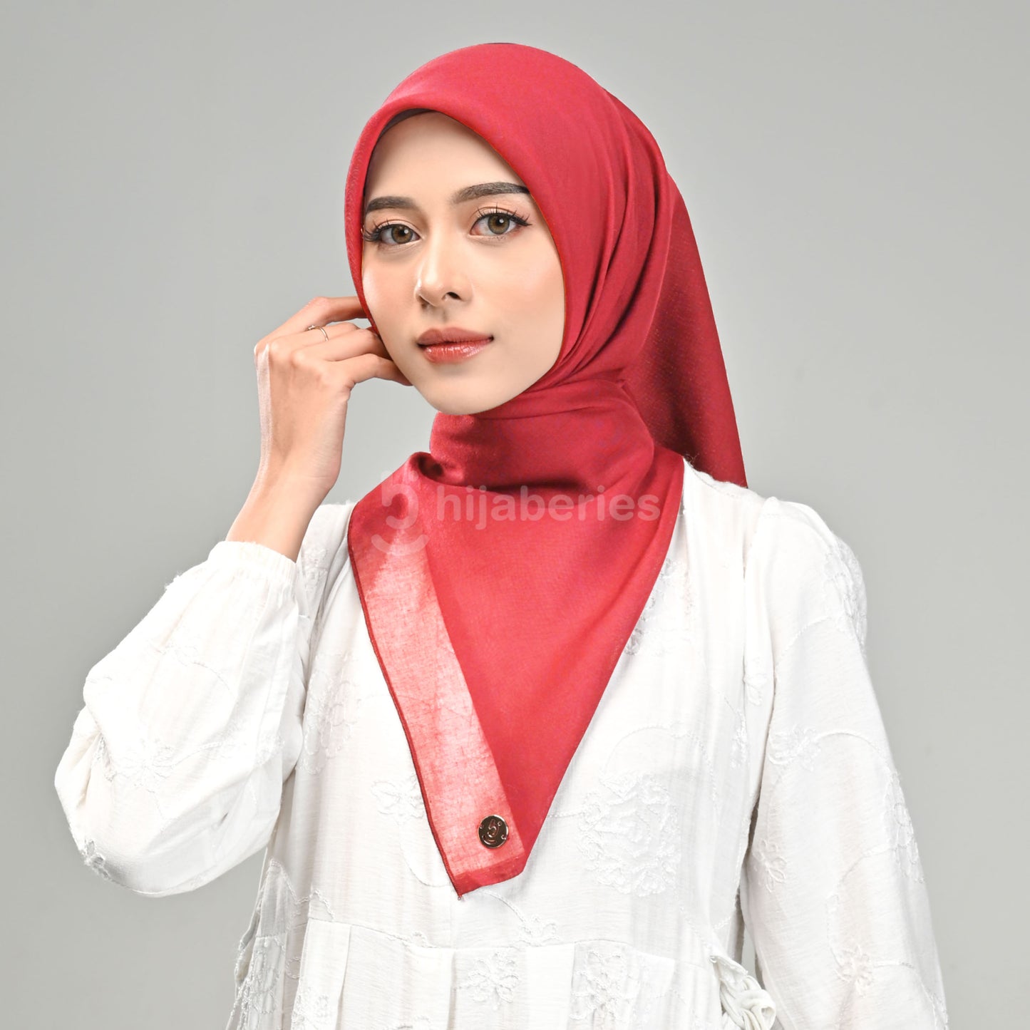 Hijaberies - Paris Legend (Hijab Segi Empat 110x110 cm)