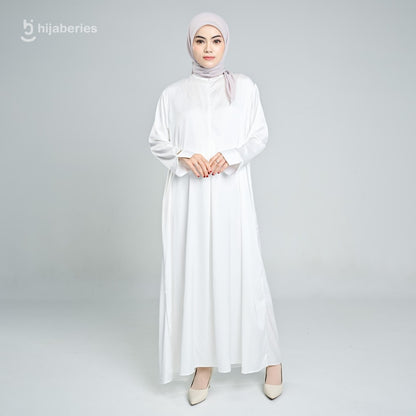 Hijaberies - Basic Dress Silk (Dress Panjang Wanita Bahan Armani Satin Silk)