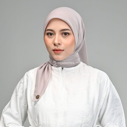 Hijaberies - Baby Voal Square (Hijab Segiempat Voal Exclusive Ukuran 110x110 cm)