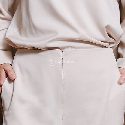 Hijaberies - Long Cullote Pants  (Loose Fit Nyaman, Bebas Gerak Seharian | Cocok Untuk Acara Formal/Kondangan/Raya)